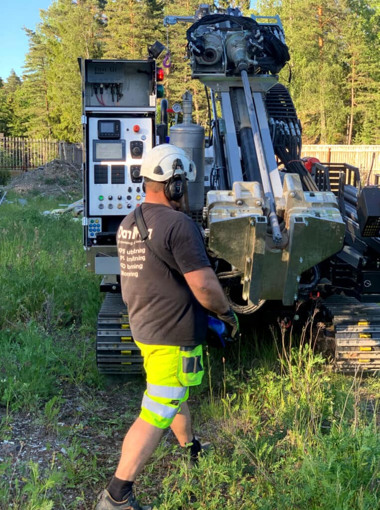 Fältgeoteknisk undersökning. GM85 Borrbandvagn